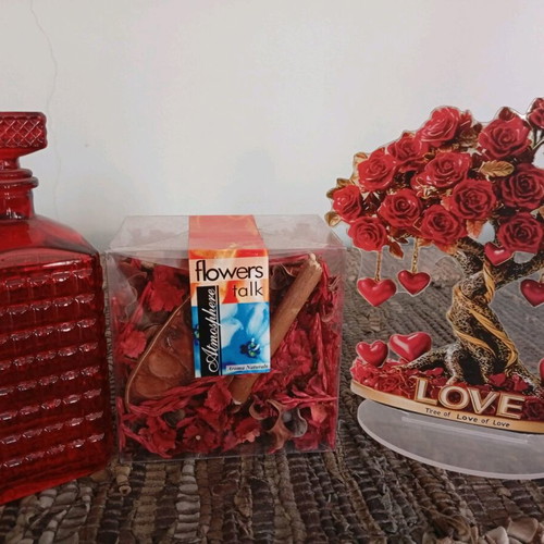 Decorative vases like new, red shade, set of 3 pieces