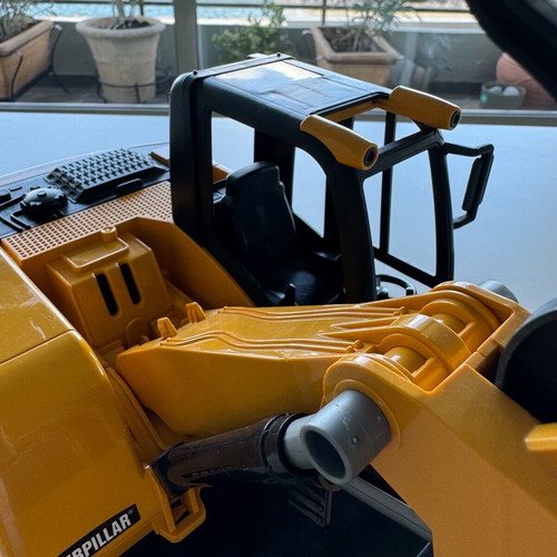 Bruder CAT Excavator used with wheels and shovel