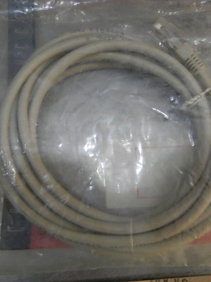Patch cable UTP Cat. 5e 3m like new