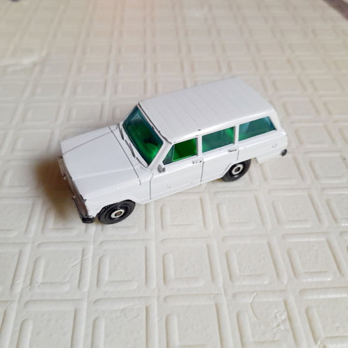 Matchbox '64 Jeep Wagoneer toy car