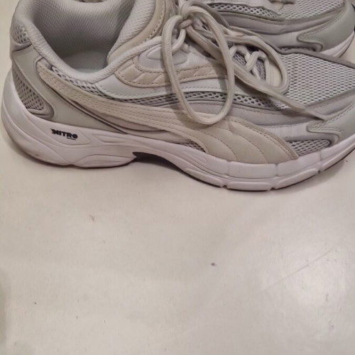Puma Nitro athletic shoes like new, white gray