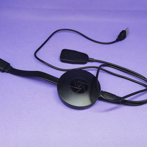 Anycast wireless streaming device like new