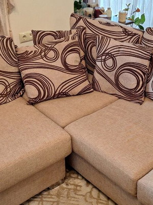 Corner sofa like new