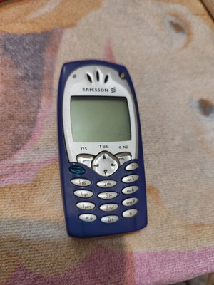 Ericsson T65 used, no charger, unknown functionality