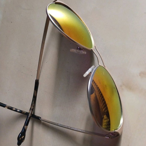 Bullitt mirror sunglasses like new, yellow and gold