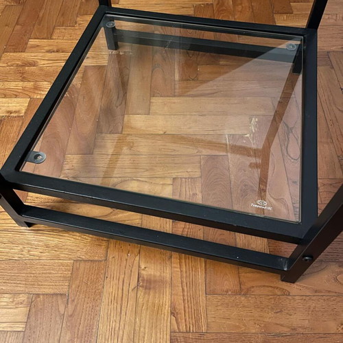 Glass table 44x44 like new
