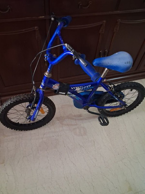 Children's bicycle refurbished, blue