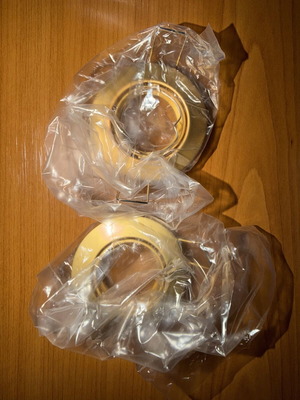 Gold spotlights, pack of 12