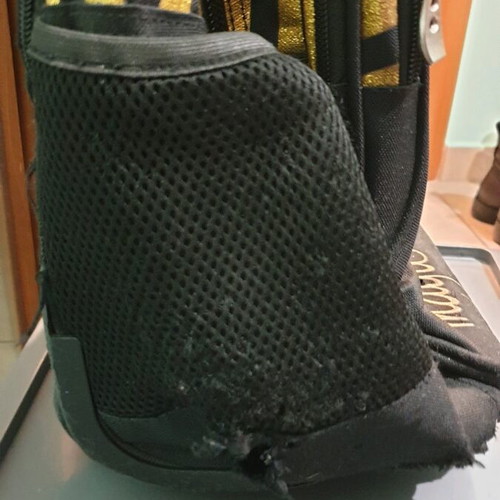 School bag used in good condition
