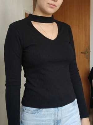 Choker ribbed black blouse like new, size M Terranova