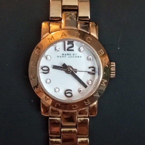 Marc Jacobs Mini Amy ladies watch used, white dial stainless steel rose gold bronze tone MBM 3227