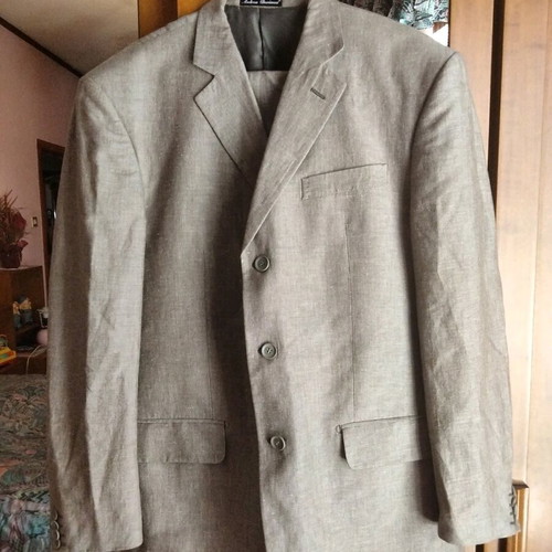 Andrea Doriani Exclusive men's linen suit, beige taupe
