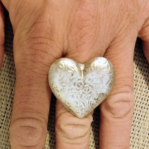 Vintage Statement Heart Ring adjustable silver tone, like new