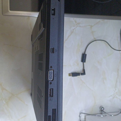 Lenovo ThinkPad L570 laptop like new with Windows 11 Pro and activated Office