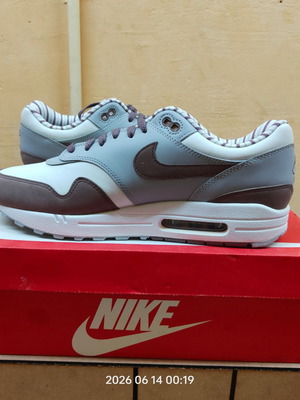 Nike Air Max 1 PRM size 46 new, Summit White Plum Eclipse