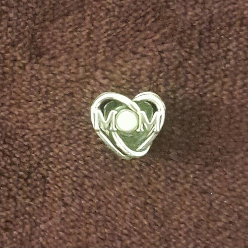 Pandora charm used, silver with MOM Always knows best inscription