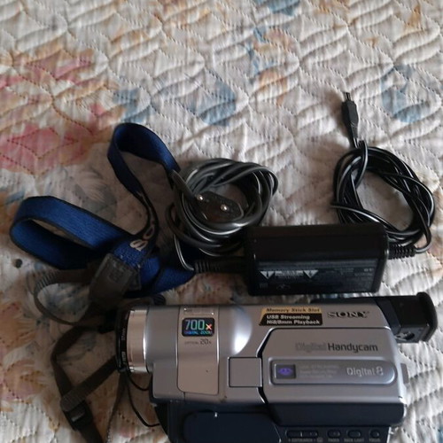 Sony Digital-8 Digital Video Camcorder DCR-TRV355E used, with charger and 2 straps