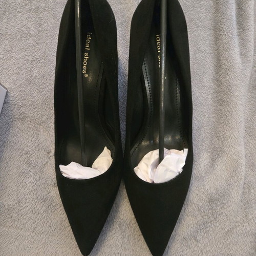 Suede pumps new size 41 with gold details, Ideal Shoes