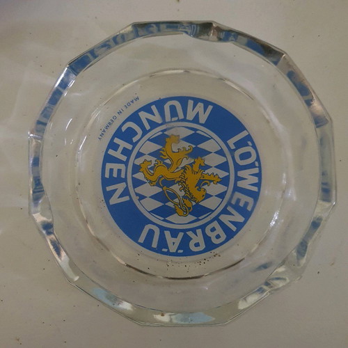 Retro ashtrays and nut dish set, new, 4 ashtrays and 1 dish
