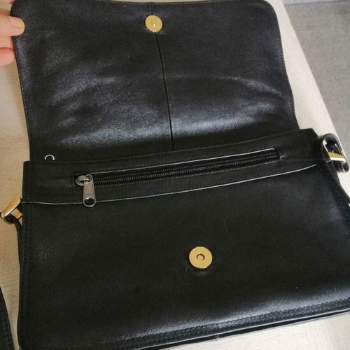 Italian crossbody bag genuine leather black like new