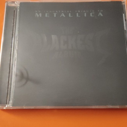 Metallica The Blackest Album CD like new, electronic