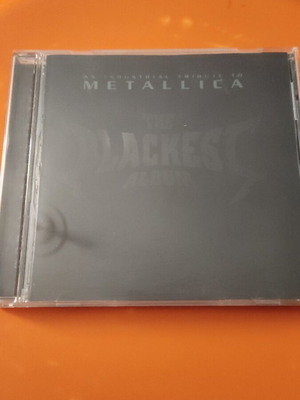 Metallica The Blackest Album CD like new, electronic