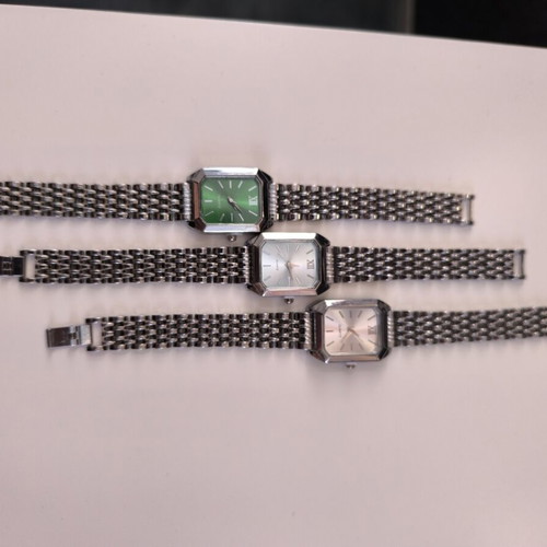 Set of 3 beautiful women's watches, silver