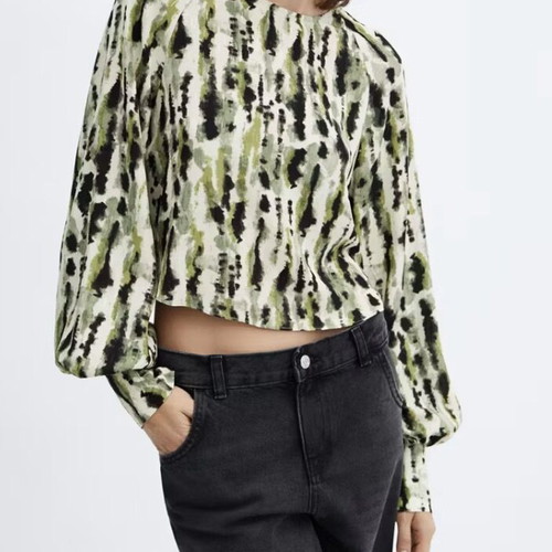 Mango top like new, size L, green