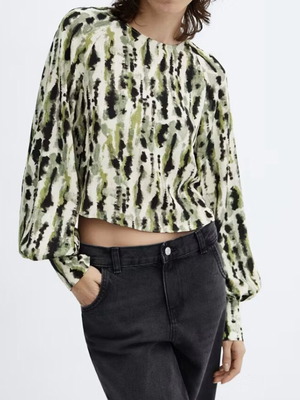 Mango top like new, size L, green