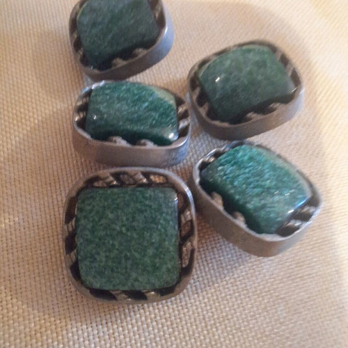 Vintage buttons set of 5 with metal base and green decorative stone resin like new