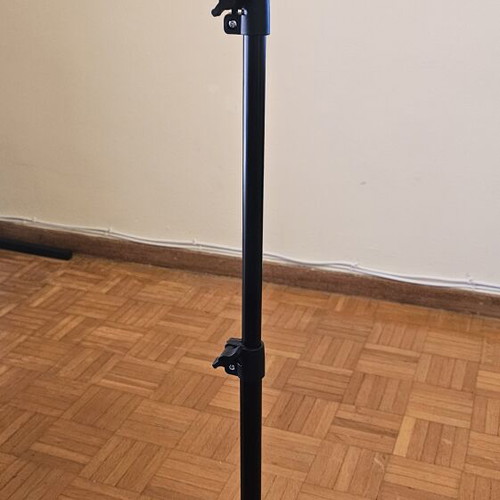 Projector Blitzwolf BW-VP5 with 80" screen and stand new