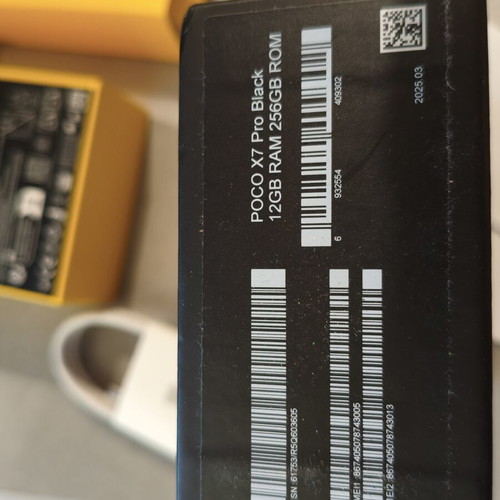 POCO X7 Pro box and original charging cable, black