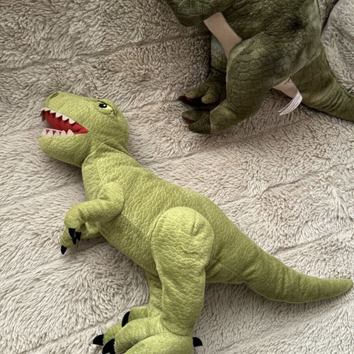 Stuffed dinosaurs used, set of 2 pieces