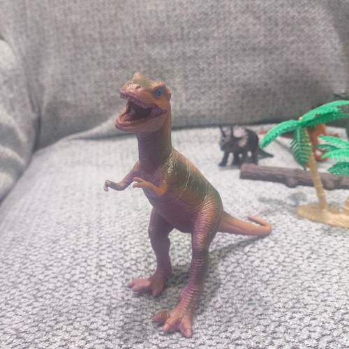 Dinosaur figure set like new, 9 figures with trees and sticks