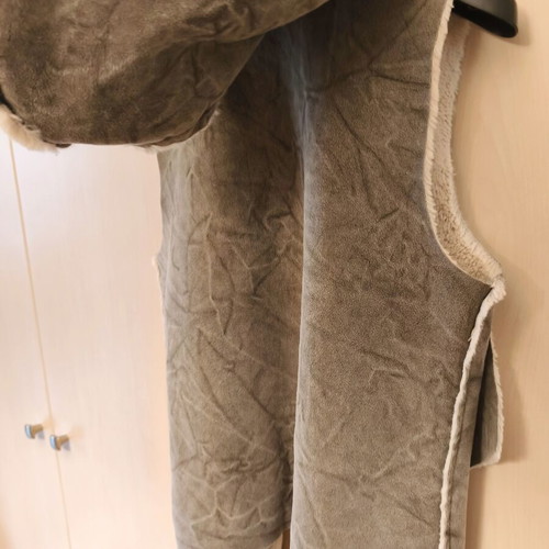 Laura Donini double face vest new, faux suede and faux fur