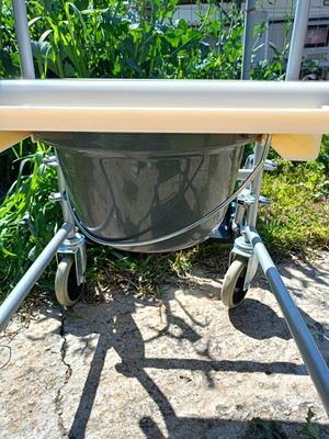 Bath wheelchair like new