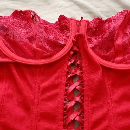 Corset red like new, elastic fit medium to large