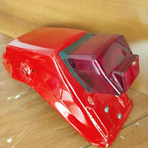 Rear fender with light from Enduro XL 200, like new