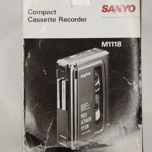 SANYO M1118 Cassette Walkman used, slow motion playback, needs service