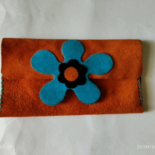 Leather tobacco case like new