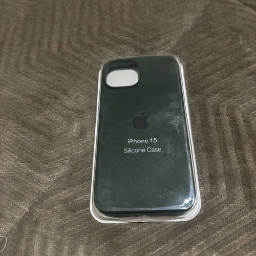 iPhone 15 case dark green new