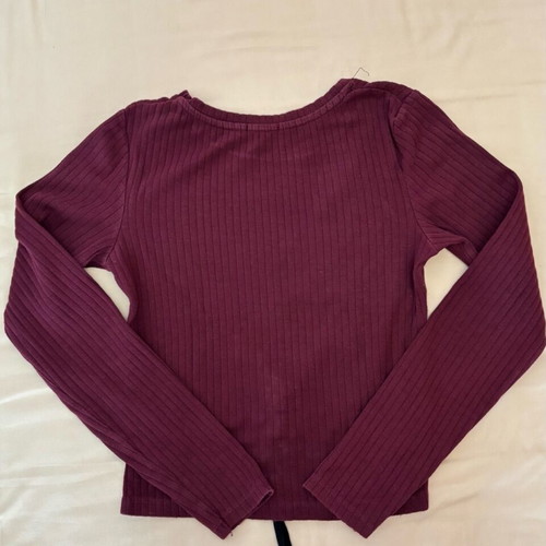 Bershka T-shirts 2 like new, size S, beige and red