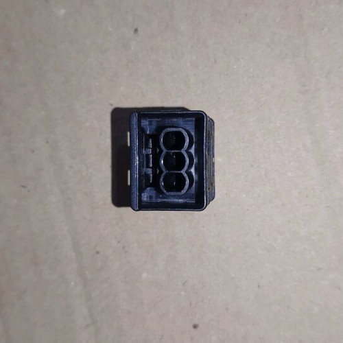 Ford distributor plug new