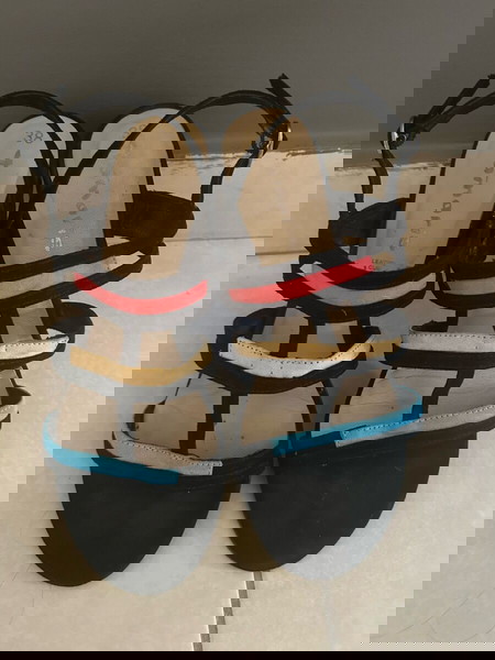 Tamaris πέδιλα 38