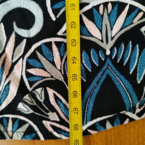 H&M Women's Top M printed like new, multicolor