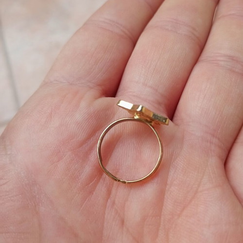 Children's metal ring adjustable size used