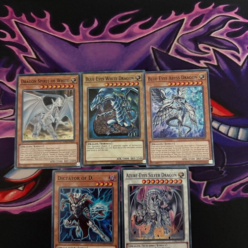 Blue Eyes White Dragon Core like new Yu-Gi-Oh! card