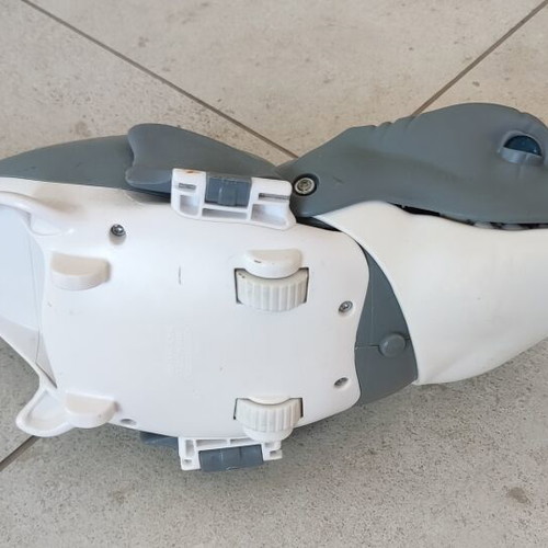 Wind-up shark toy used