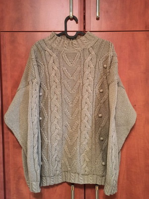 Knitted women's pullover like new, gray, one size
