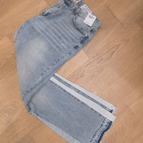 Gallery Dept. jeans new with vintage look and raw hem